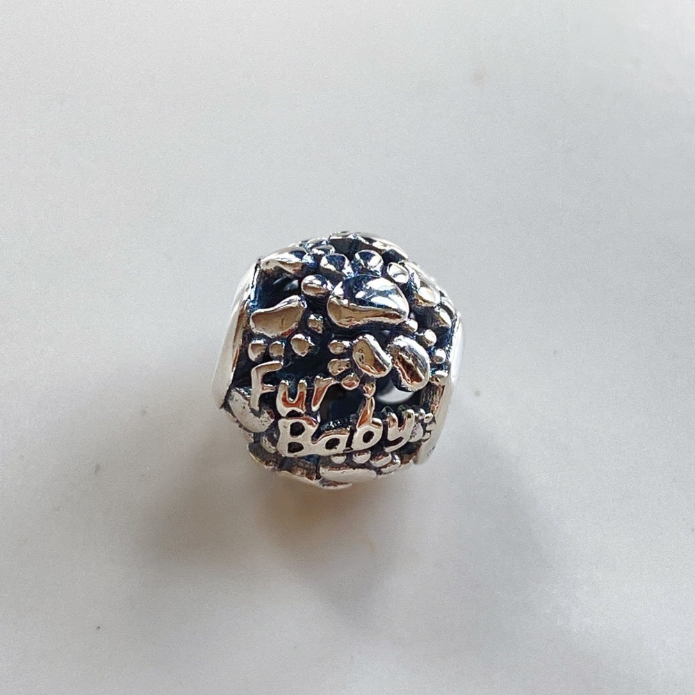 【Moments】PAN Fur Baby Hearts & Paw Prints Charm 792248C00 Sterling silver 925 silver Hollow sphere