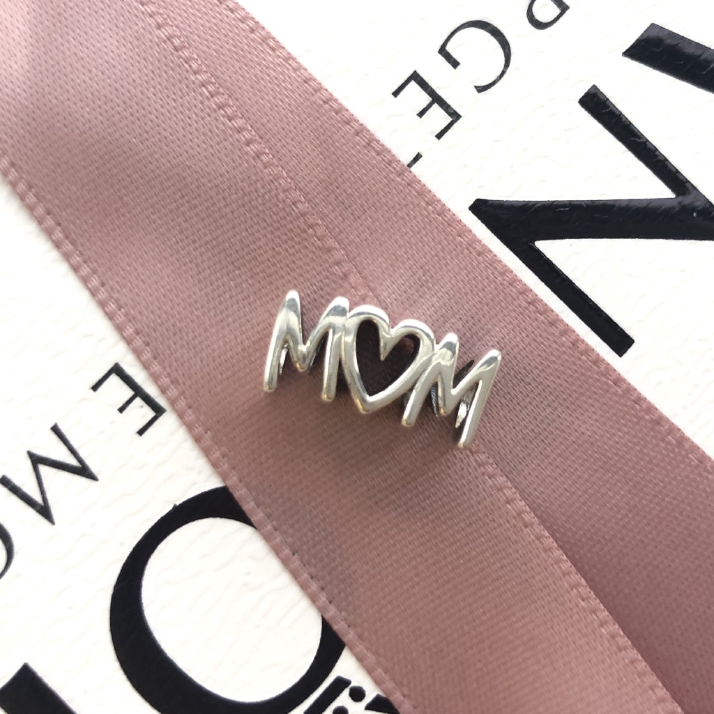 【Moments】MOM SCRIPT CHARM 925 silver letter Mother's Day 797778