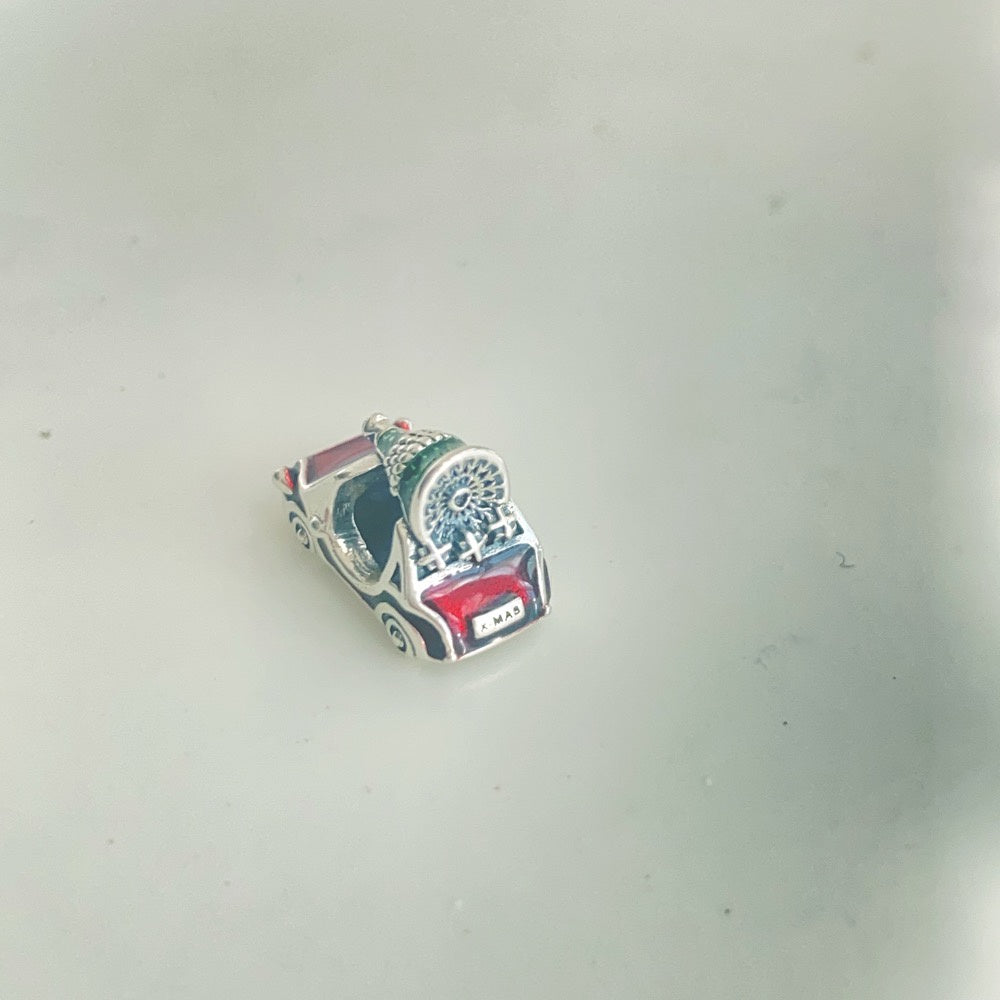 【Moments】Festive Car & Christmas Tree Charm 792358C01 925 Silver red Christmas family cartoon