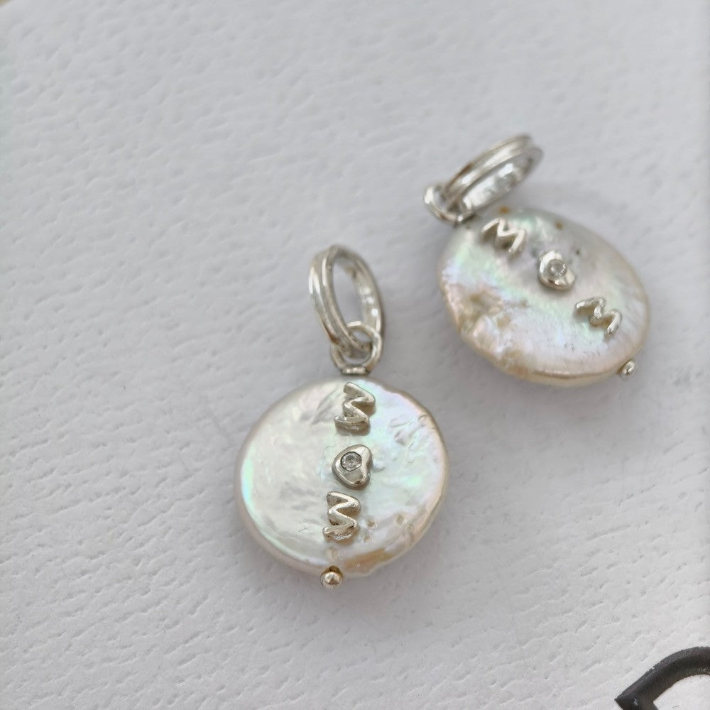 【ME|Moments】Pan Treated Freshwater Cultured Baroque Pearl Mom Dangle Charm 925 Silver 793783C01
