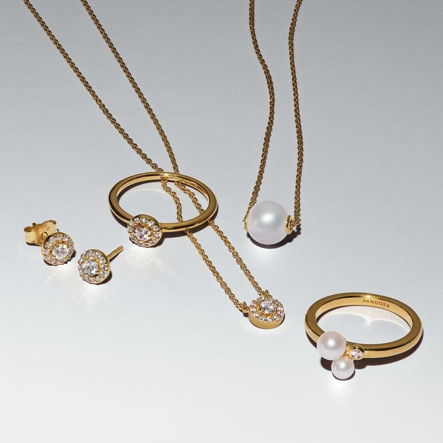 PAN Round Pavé Halo Stud Earrings 263019C01 gold classic style for daily wear or special occasions