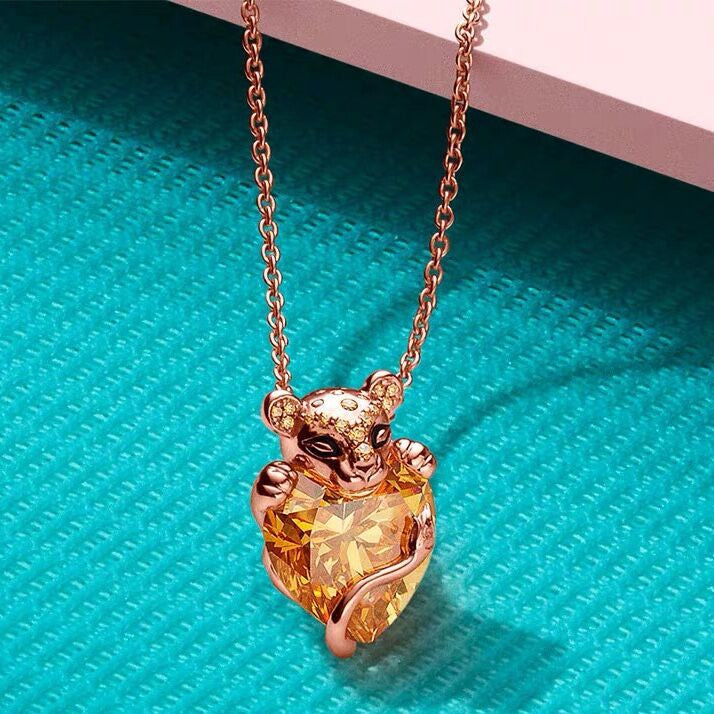 PAN ROSE LIONESS PENDANT AND NECKLACE CHAIN Rose gold heart crystal 388068CZM