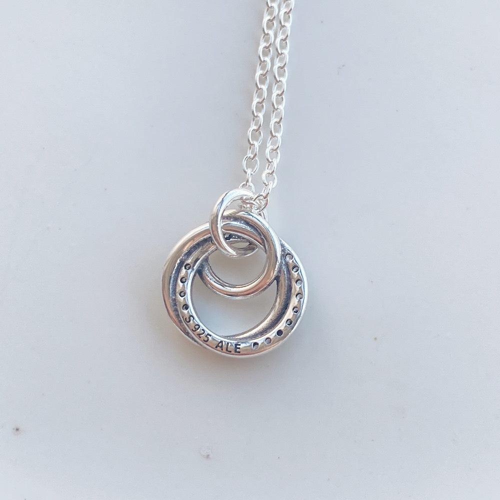 【Moments】PAN Family Always Encircled Pendant Necklace 391455C01 925 silver Sterling silver