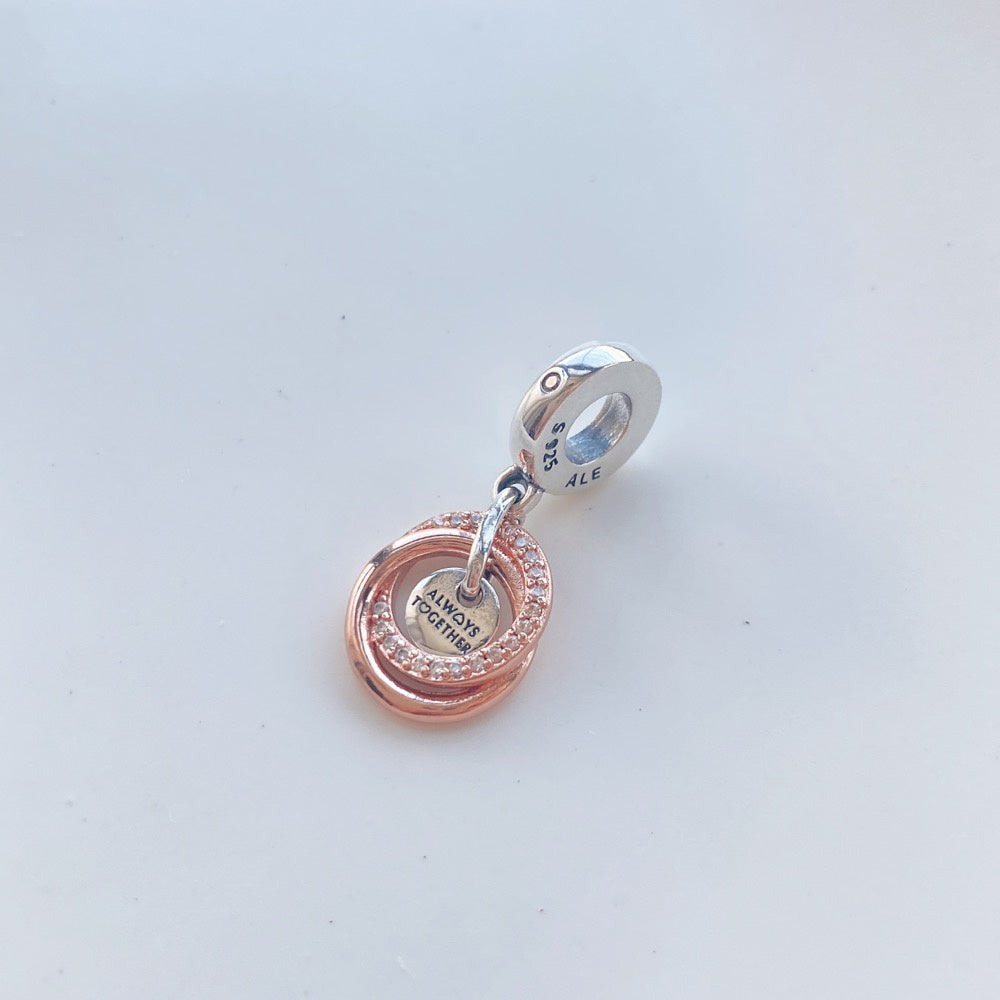 【Moments】Pan Family Always Encircled Dangle Charm 780797C01 925 Silver rose Mother's Day pendant