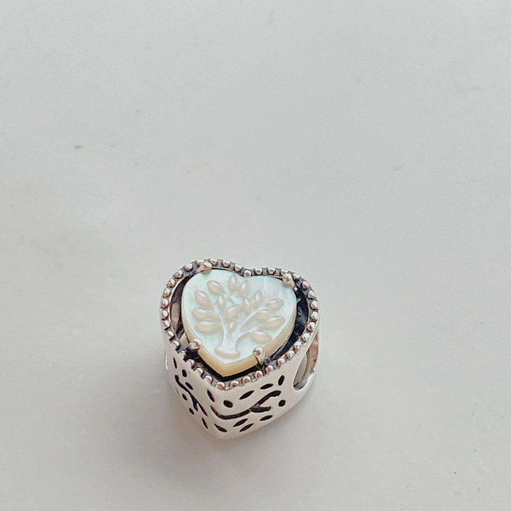 【Moments】Pan Openwork Heart & Family Tree Charm People 799413C01 925 Silver 2021 Mother's Day
