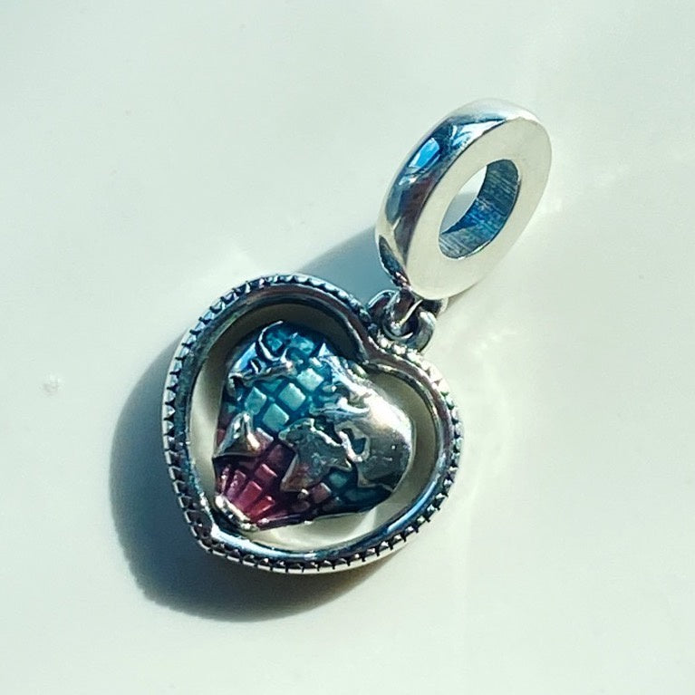 【Moments】Pan Family Spinning Heart Globe Dangle Charm pendant 925 silver 792240C01 Earth world