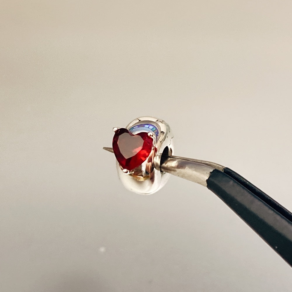 【Moments】Red Heart Solitaire Clip Charm 799203C01 925 Silver for bracelet red clip