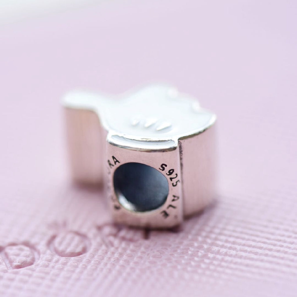 【MOMENTS】PAN Mickey's iconic gloves Charm 925 Silver  for women bracelet 797179EN12