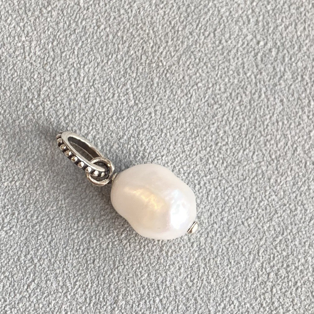 【MOMENTS】Pan Freshwater Cultured Baroque Pearl Pendant Charm 925 Silver for women pendant 399427C01