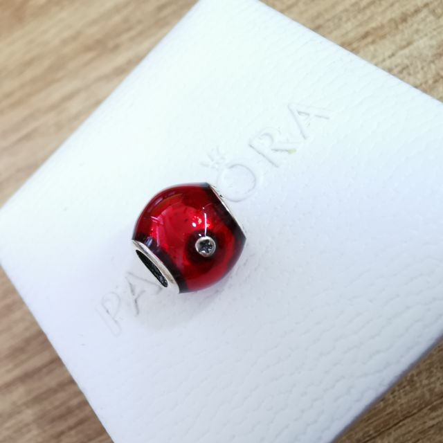 【Moments】DISN** SNOW WHITE'S RED APPLE CHARM 925 Silver  for women for pan 791572EN73