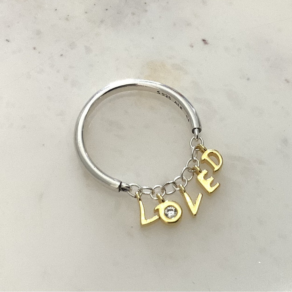 PAN SHINE LOVED SCRIPT RING gold 925 silver letter love