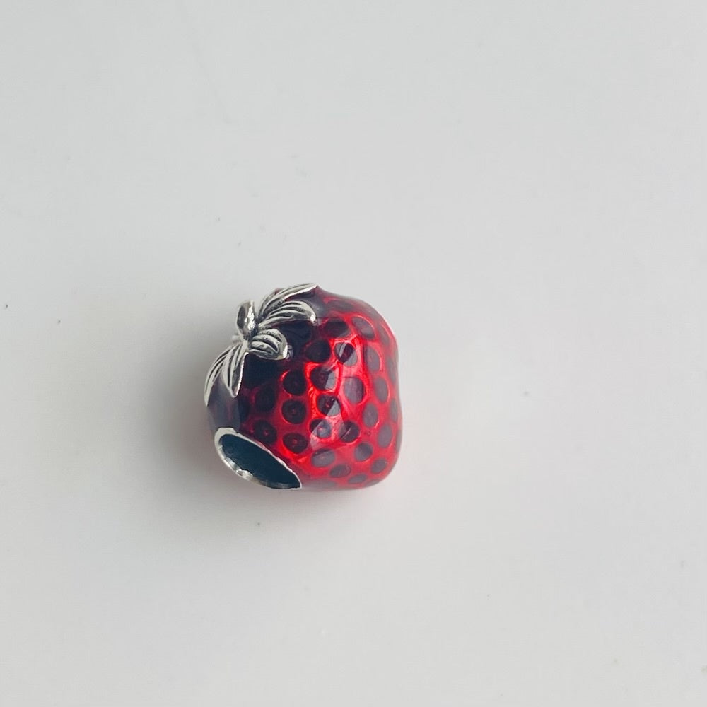 【Moments】Seeded Strawberry Fruit Charm 791681C01  925 silver Red fruit Cute cartoon