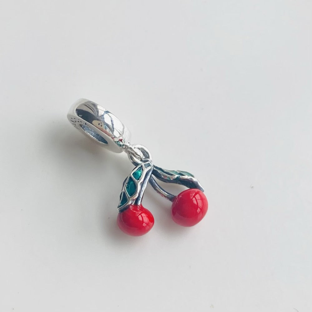 【Moments】Pan Asymmetrical Cherry Fruit Dangle Charm 791583C01 Red fruit pendant