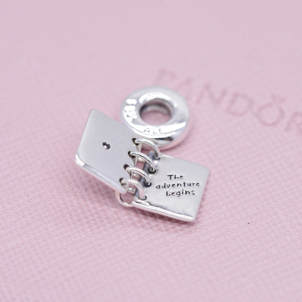 【Moments】PASSPORT OF LOVE CHARM 925 Silver for women pendant 798402C01