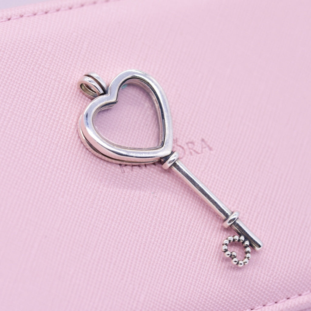 PAN FLOATING LOCKET HEART KEY NECKLACE 925 silver Pendant for women chain 396581CZ