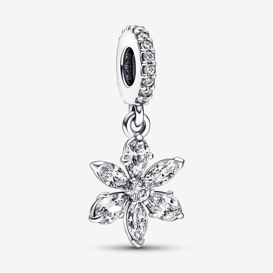 【Moments】Sparkling Herbarium Cluster Dangle Charm 792382C01 925 silver elegant flower pendant