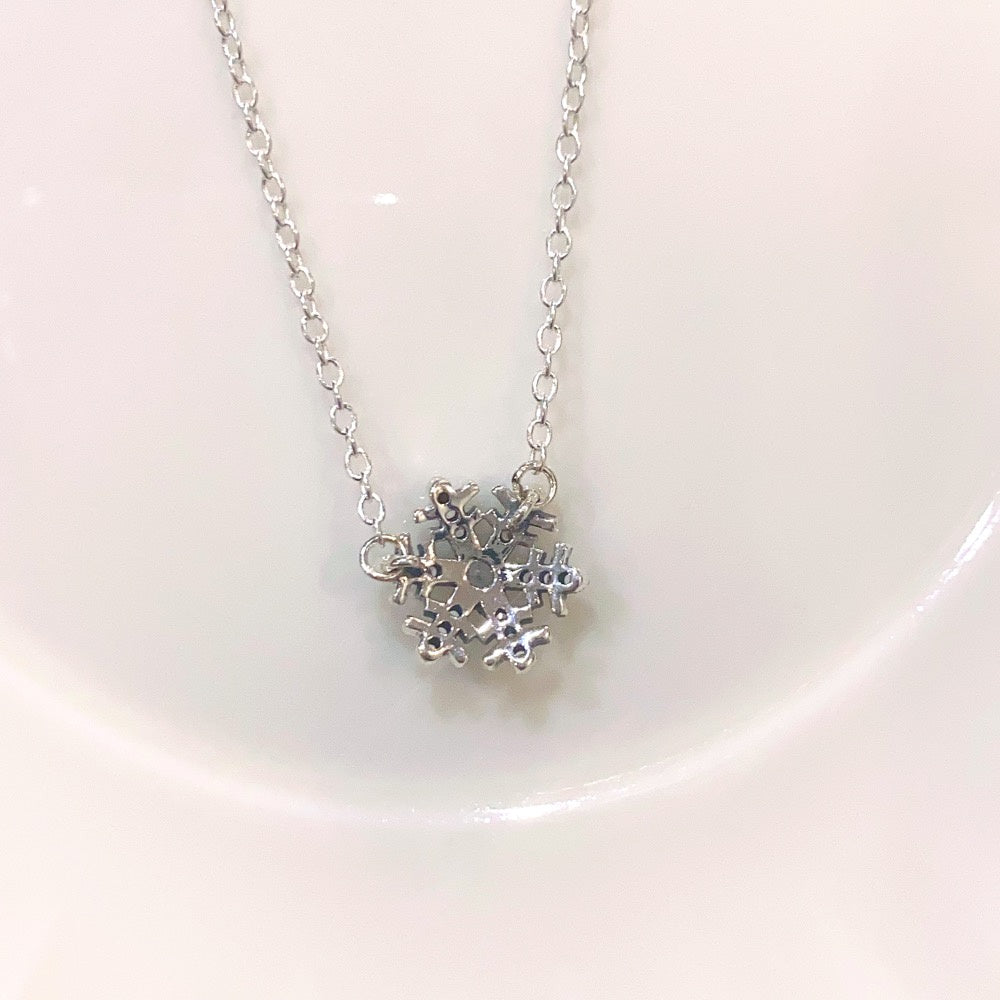 PAN Sparkling Snowflake Pendant Necklace 925 silver for women diamond 392371C01