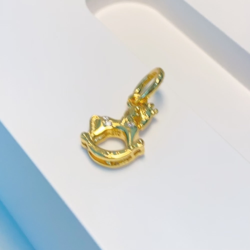 【Moments】Pan Rocking Unicorn Dangle Charm 762978C01 Gold cartoon animals christmas pandant
