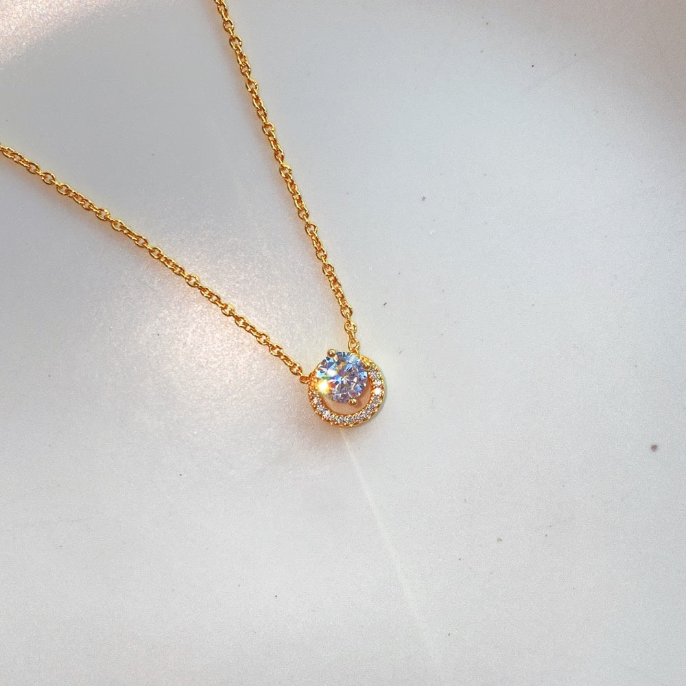 PAN Sparkling Round Halo Pendant Collier Necklace diamond 361174C01 gold classic women