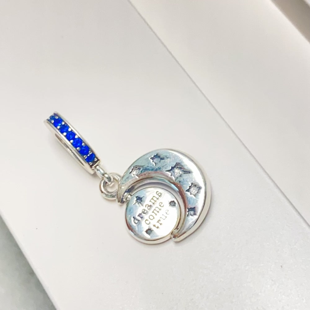 【Moments】Pan Sparkling Moon Spinning Dangle Charm 792979C01 925 silver pandant blue