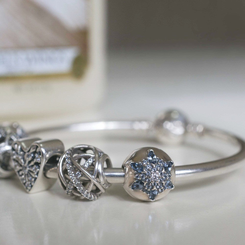 【Moments】Pan Crystalized Snowflake Clip Charm 791997NMB 925 silver Blue
