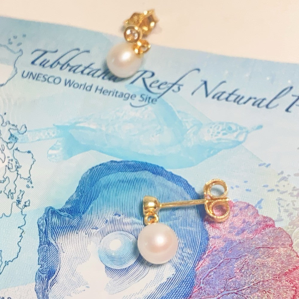 Treated Freshwater Cultured Pearl & Stone Drop Earrings 263153C01 gold Classic