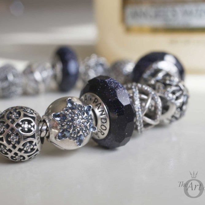 【Moments】Pan Crystalized Snowflake Clip Charm 791997NMB 925 silver Blue
